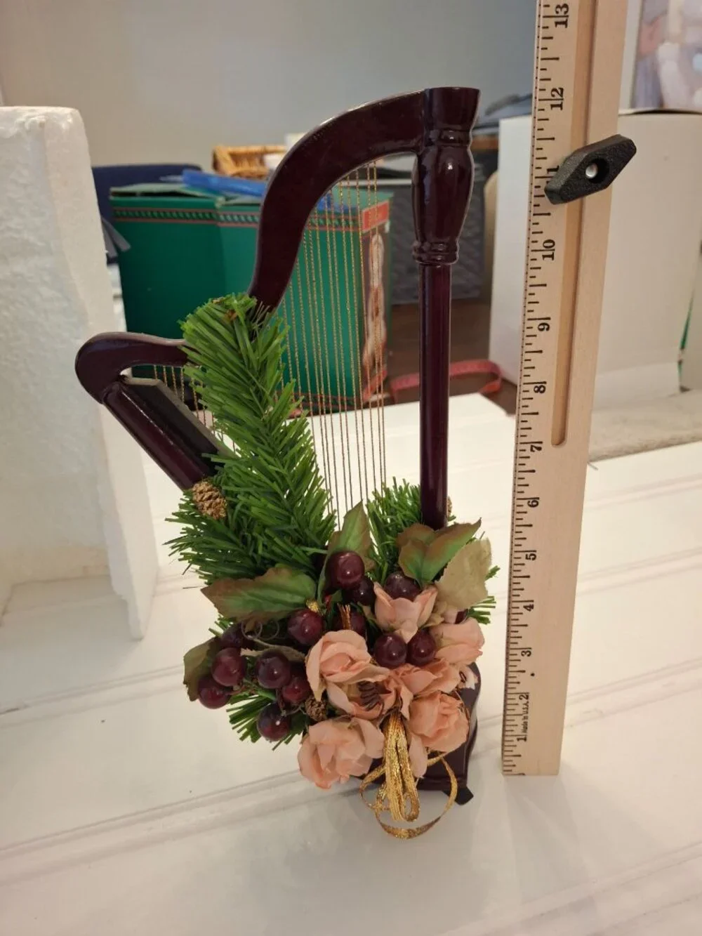 VTG House of Lloyd Christmas Around the World Christmas Rose Harp w Box 1998